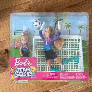 Barbie Team Stacie Doll & Chelsea Doll Soccer Playset